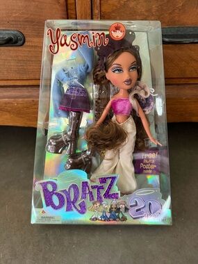 MGA BRATZ DOLLS 2021 - 20TH ANNIVERSARY YASMINE